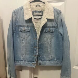 Women's Light Blue Denim Jacket with Sherpa Lining